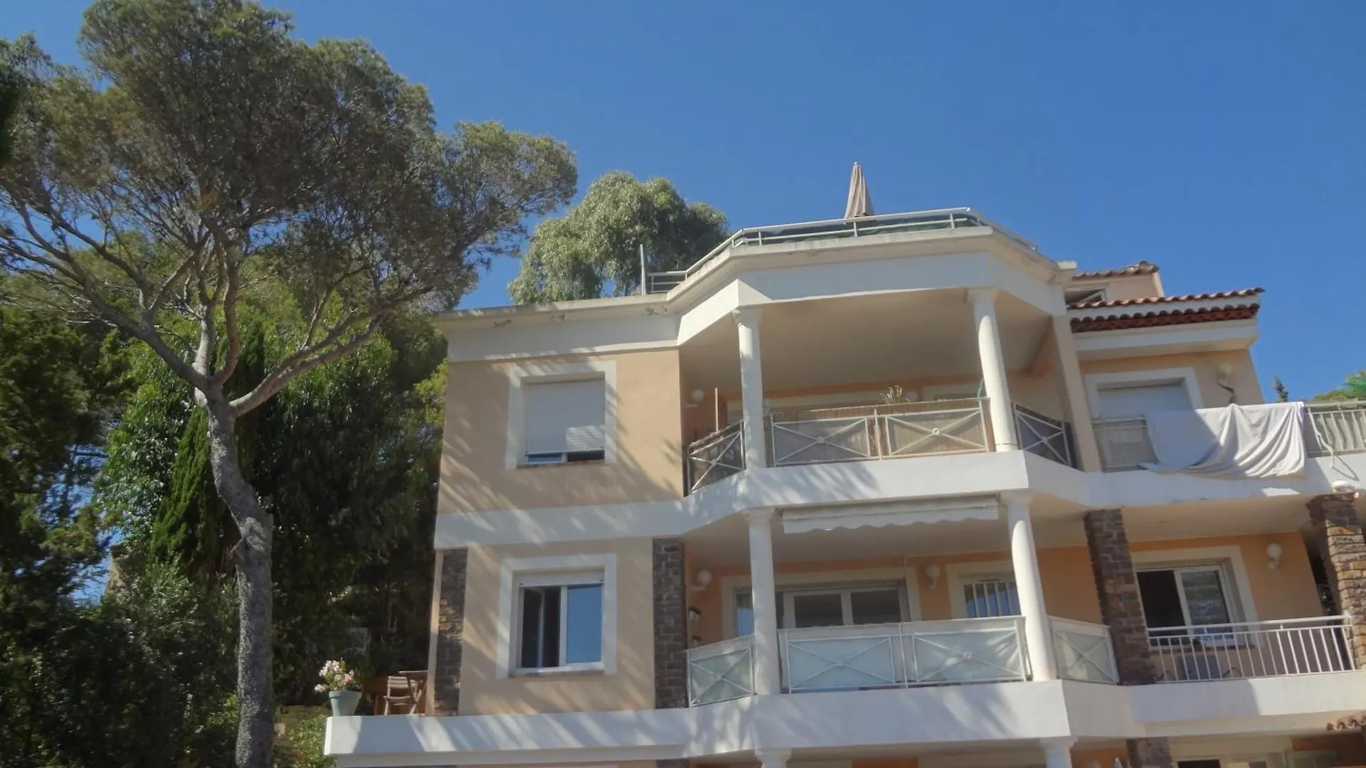 Charmant Appartement Calme A 400 M De La Plage Saint-Raphaël